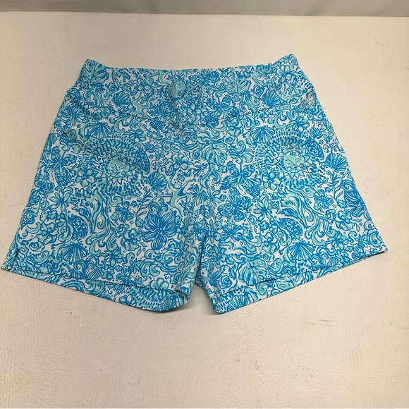 Lilly Pulitzer luxletic nakia Women's Blue Patterned Shorts size 12 - Picture 2 of 13